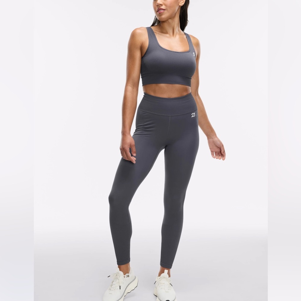NWT Peloton Women's Bra/Leggings Ribbed Set